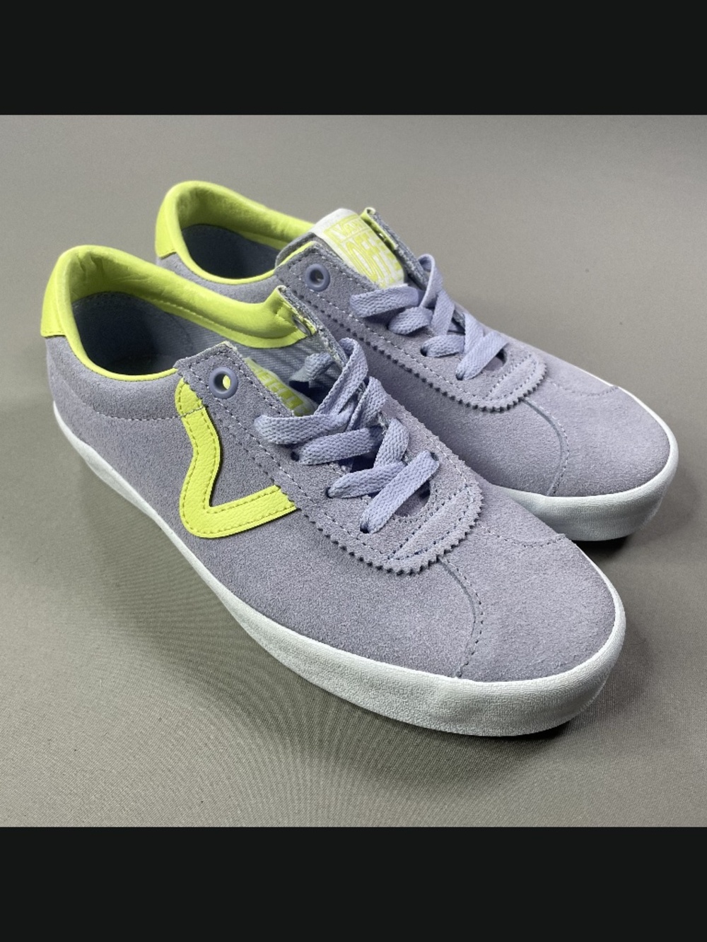 NEW Vans Shoes Womens 5.5 purple green suede leather skate casual